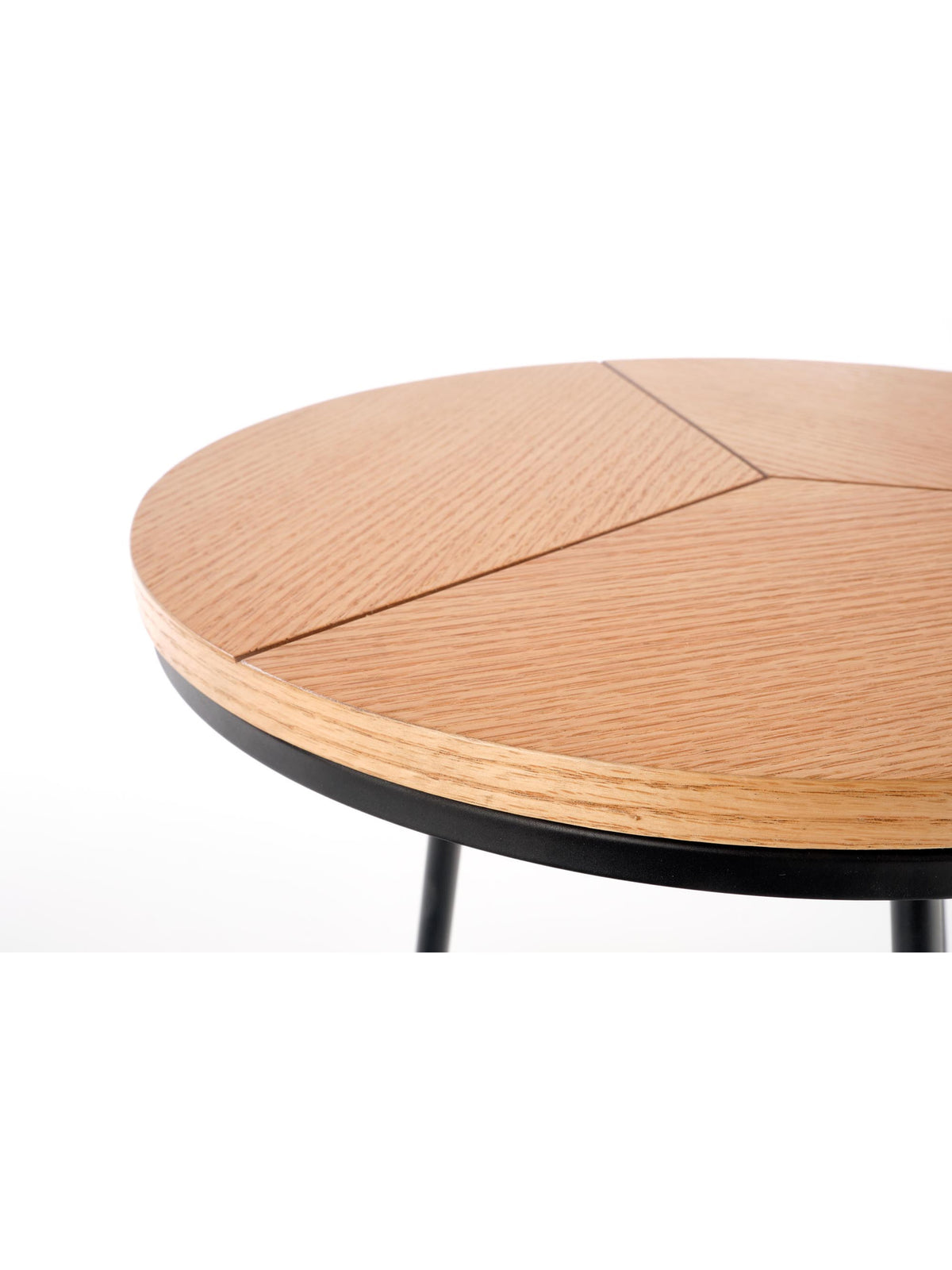 Okrúhly konferenčný stolík Diara S 45 cm prírodný dub s čiernymi kovovými nohami, detail dosky