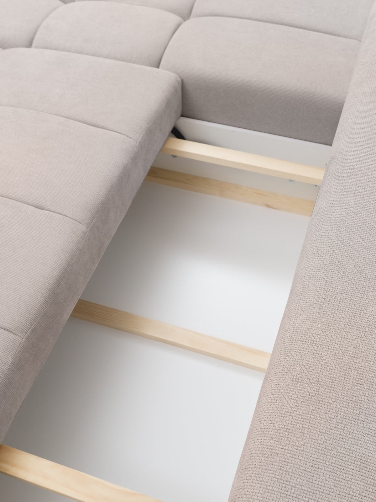 Ľavostraný rohový gauč Lutario Mini béžový s otvoreným úložným priestorom
