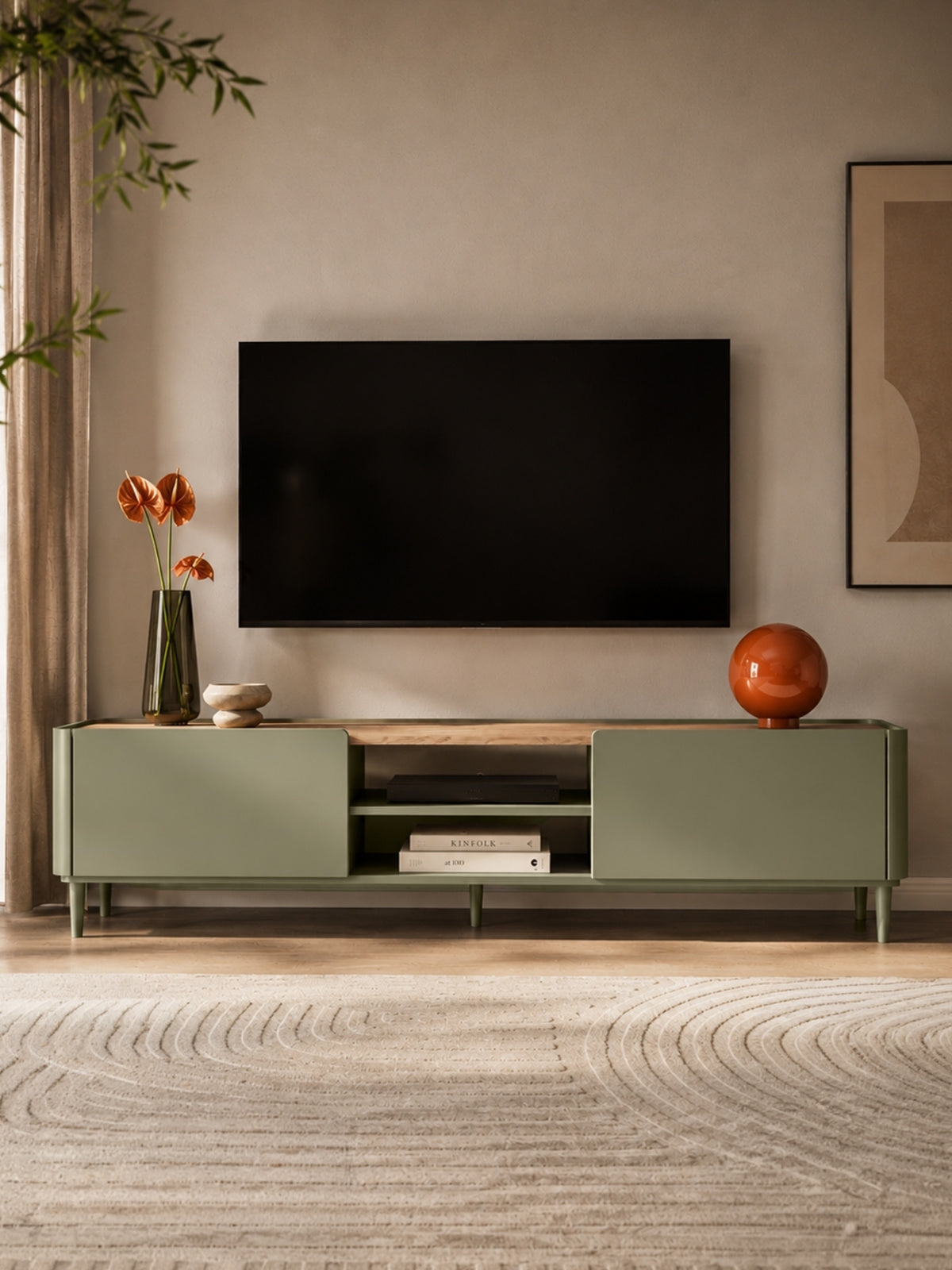TV skrinka Elivo 220 cm na nožičkách v odtieni eukalyptus s doskou dub baltic dune