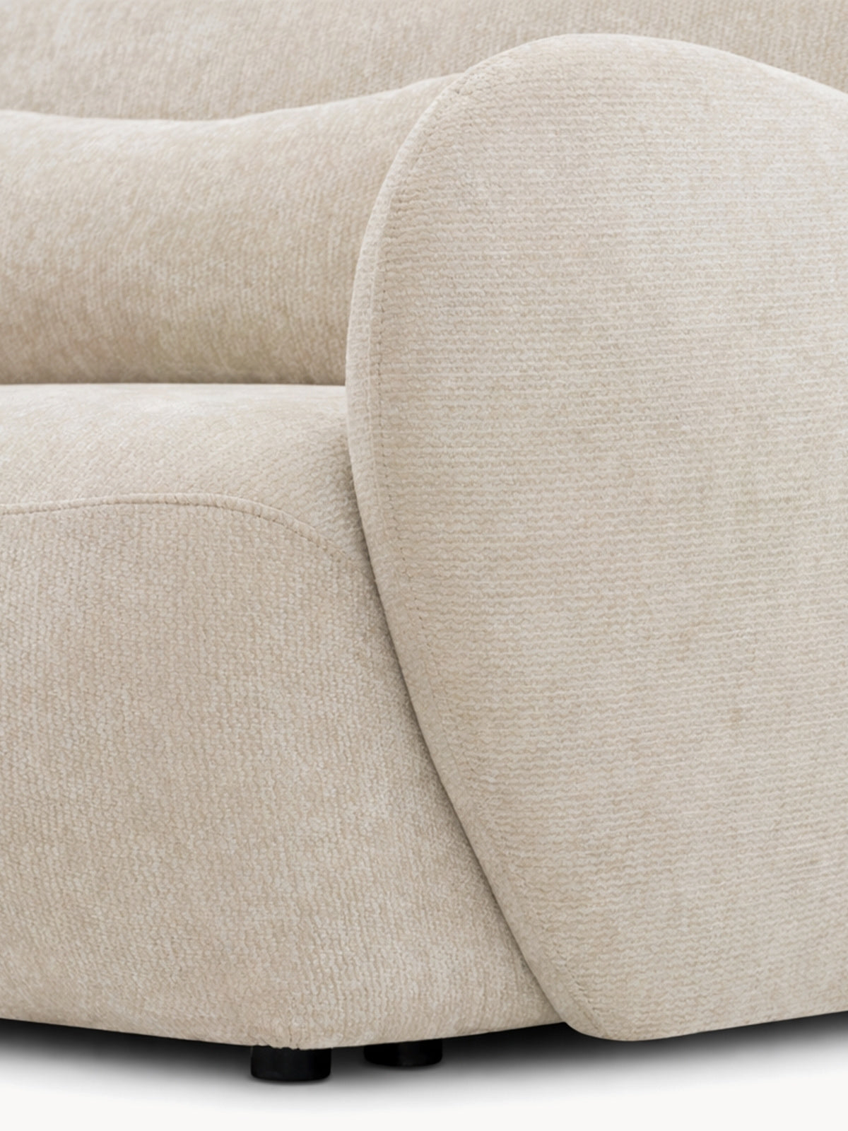 Kanapa z funkcją spania Elora w jasnym beżowym szenilu Vibe 06, widok narożnika