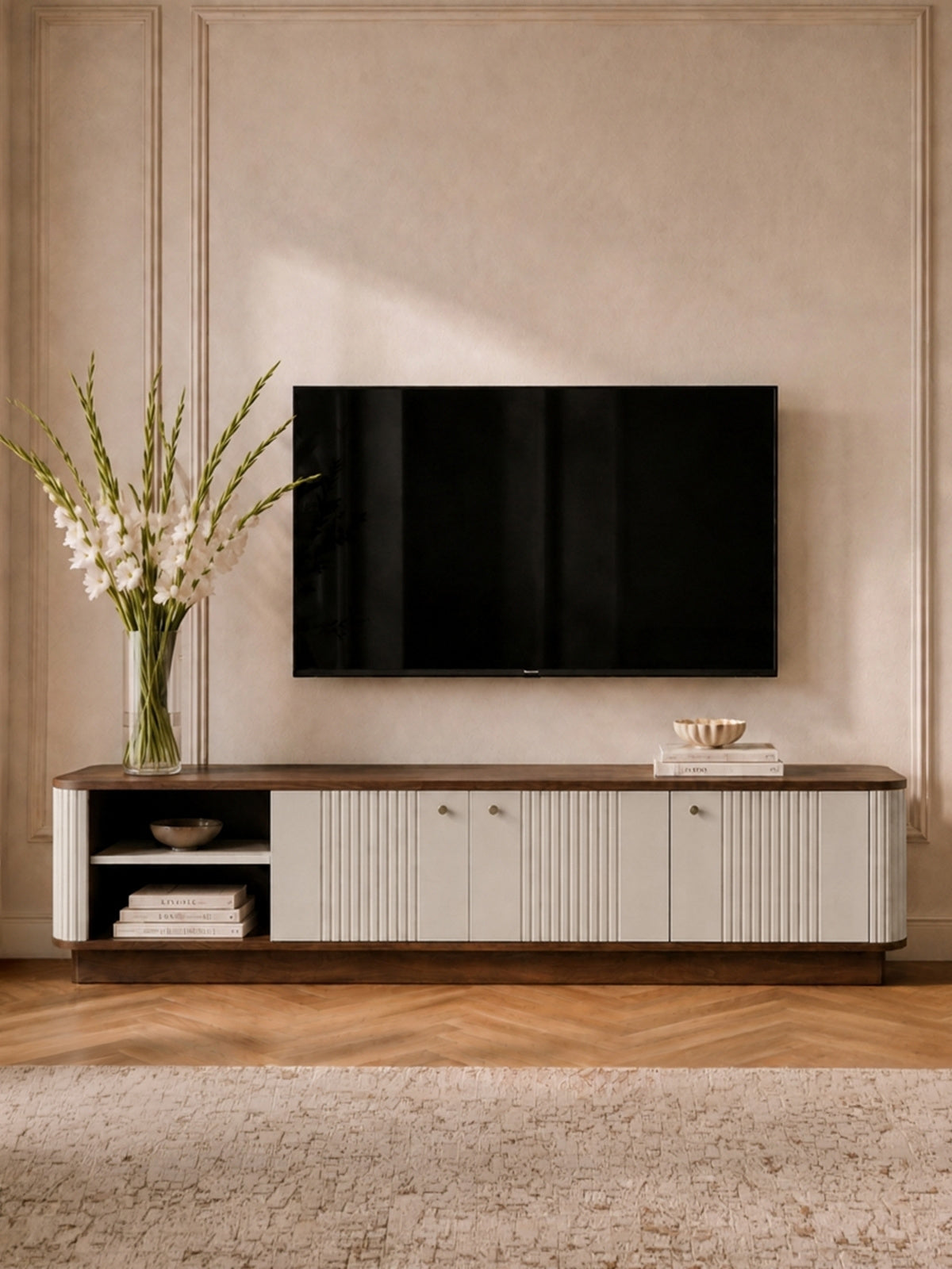 TV skrinka Vesper 3D 187 cm na sokelu - kašmír / Orech / čierny úchyty